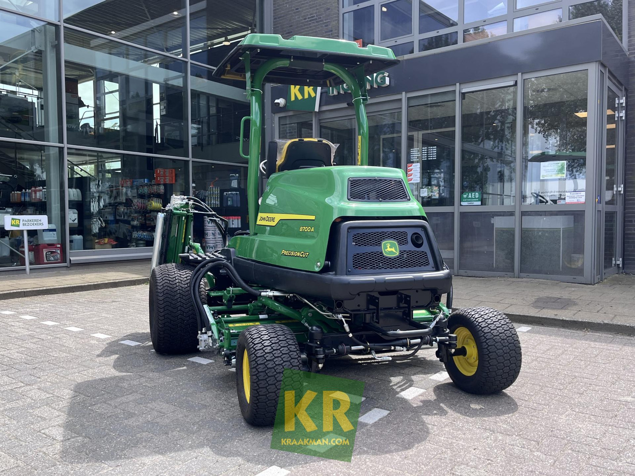 8700A John Deere - Sekačka na trávu: obrázek 4 8700A John Deere - Sekačka na trávu: obrázek 4