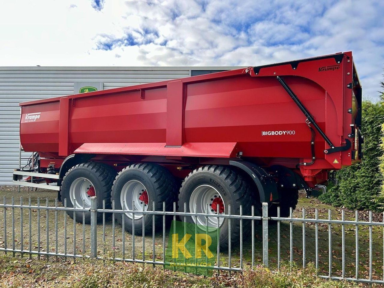 BIG BODY 900 Krampe - Zemědělský sklápěcí přívěs: obrázek 2 BIG BODY 900 Krampe - Zemědělský sklápěcí přívěs: obrázek 2