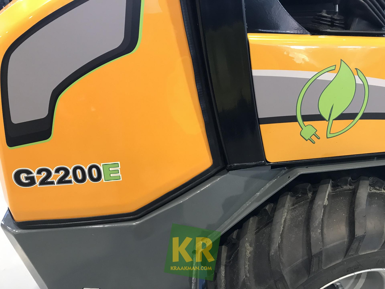 G2200E Giant - Kloubový nakladač: obrázek 4 G2200E Giant - Kloubový nakladač: obrázek 4