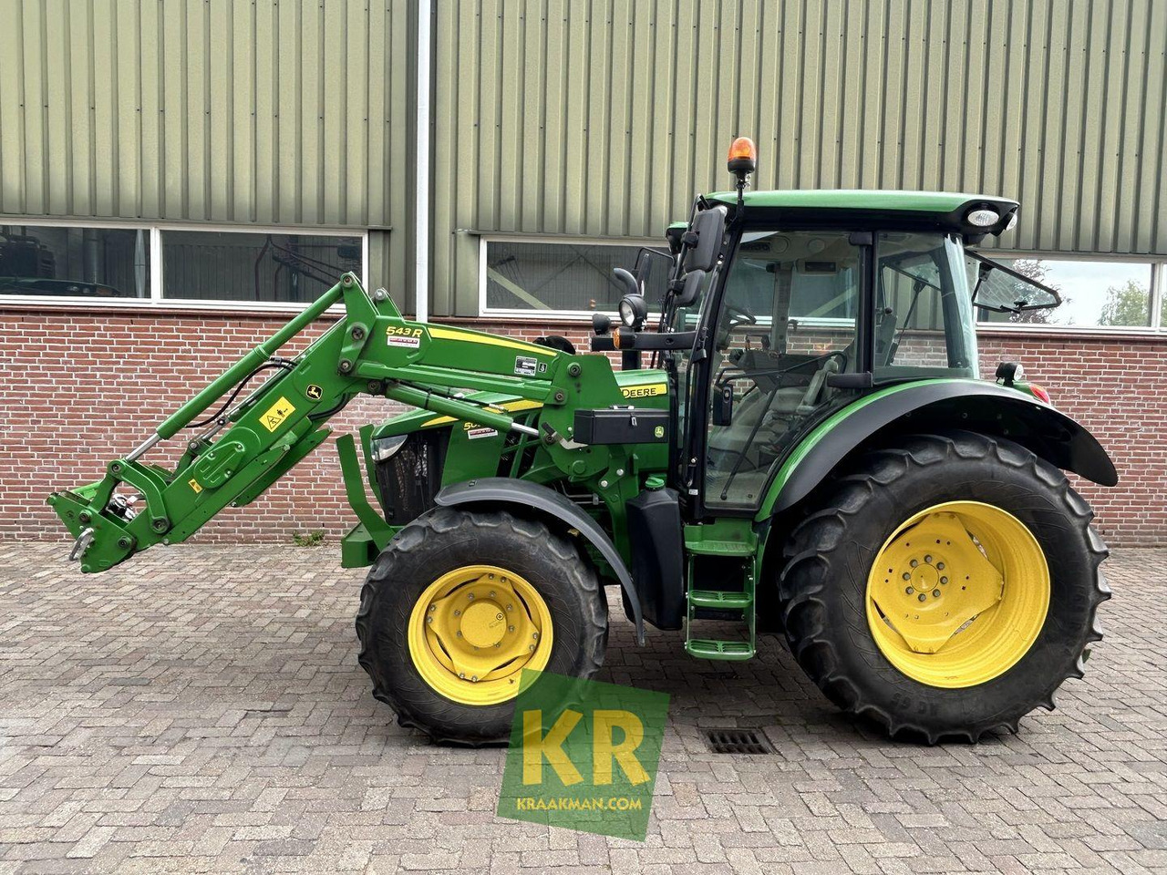 John Deere 5090R - Traktor: obrázek 5 John Deere 5090R - Traktor: obrázek 5