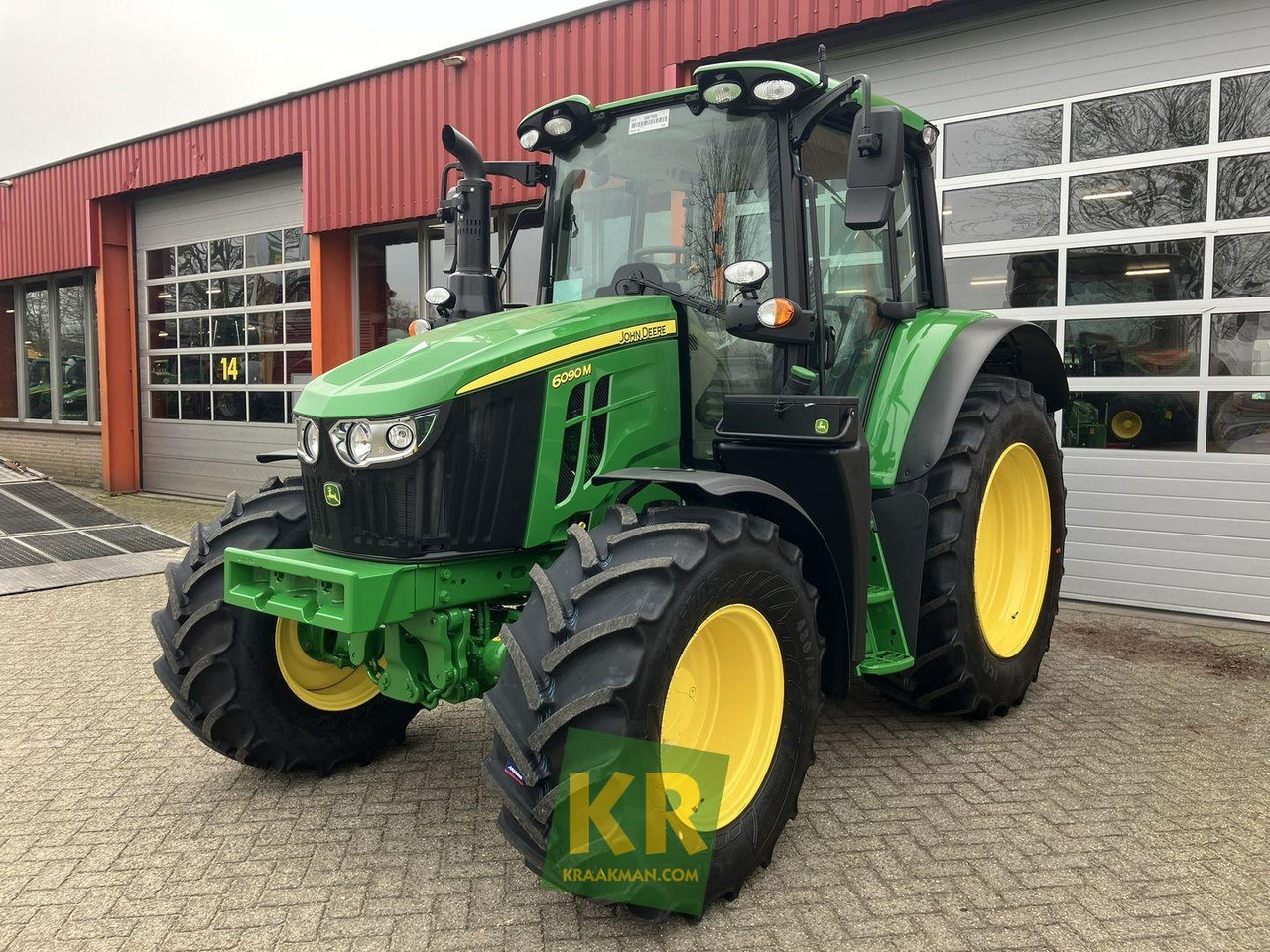 John Deere 6090M - Traktor: obrázek 1 John Deere 6090M - Traktor: obrázek 1