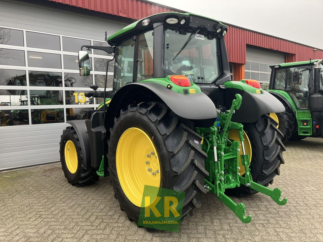 John Deere 6090M - Traktor: obrázek 5 John Deere 6090M - Traktor: obrázek 5