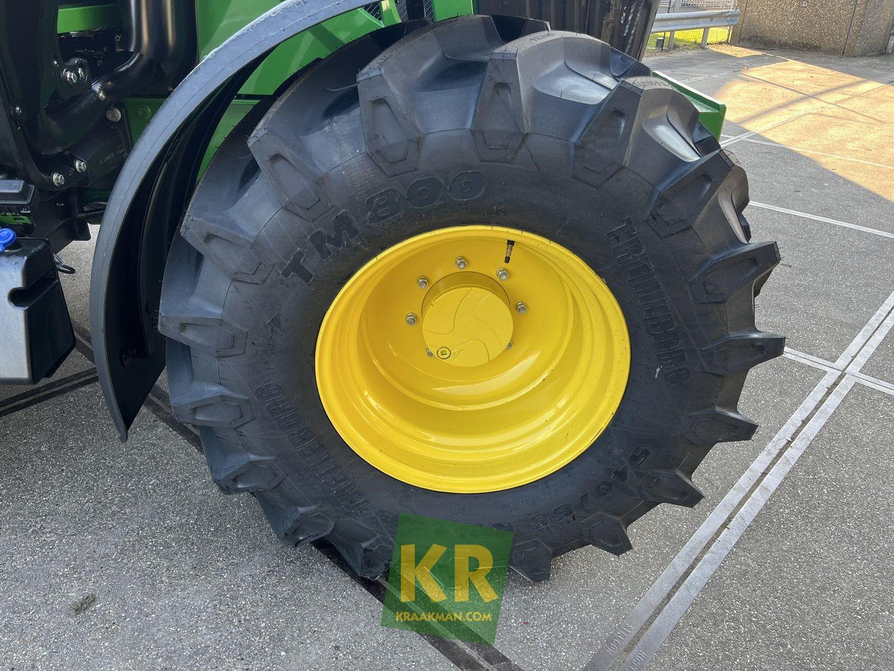 John Deere 6120M - Traktor: obrázek 3 John Deere 6120M - Traktor: obrázek 3