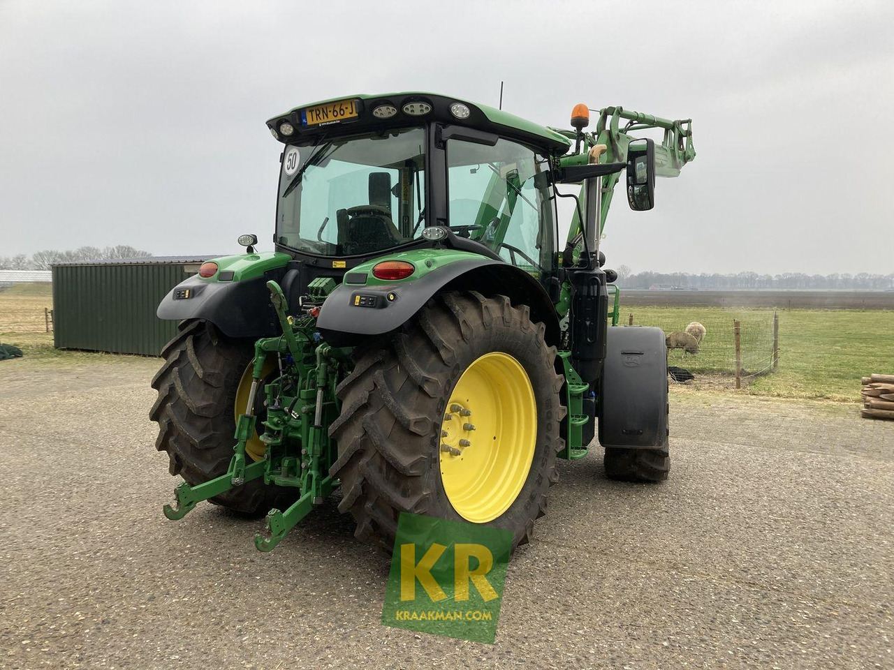 John Deere 6130R - Traktor: obrázek 4 John Deere 6130R - Traktor: obrázek 4