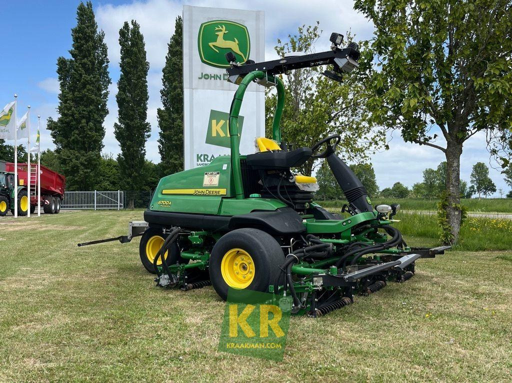 John Deere 6700A - Sekačka na trávu: obrázek 1 John Deere 6700A - Sekačka na trávu: obrázek 1