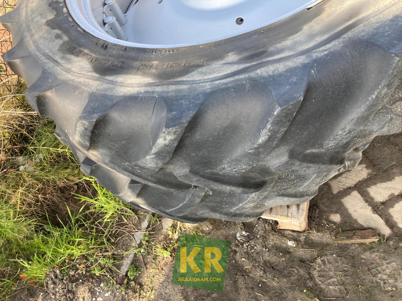 John Deere Onderdelen JD - Kompletní kolo pro Zemědělská technika: obrázek 1 John Deere Onderdelen JD - Kompletní kolo pro Zemědělská technika: obrázek 1