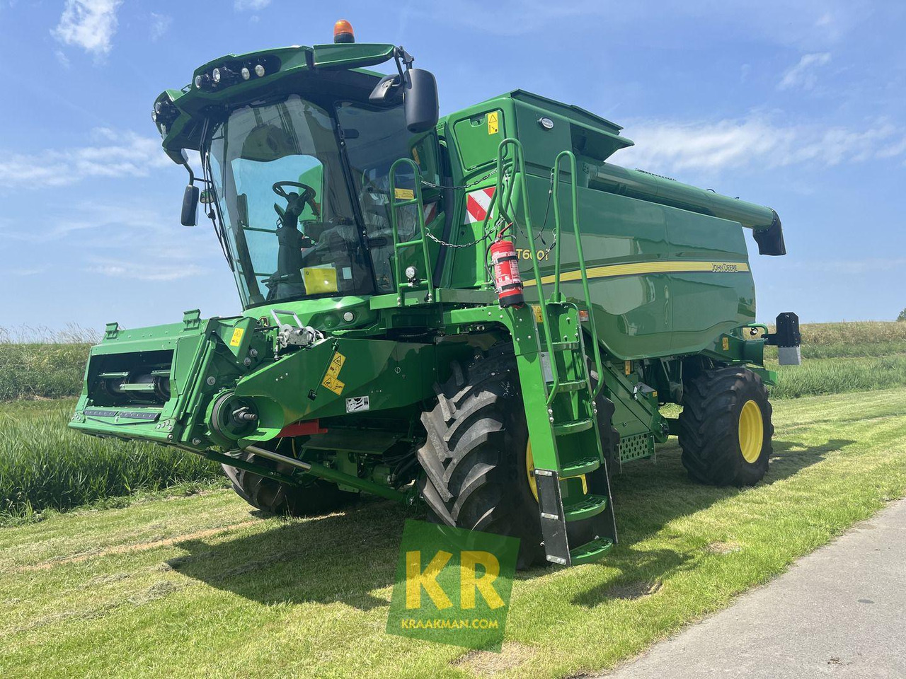 John Deere T660 - Sklízecí mlátička: obrázek 1 John Deere T660 - Sklízecí mlátička: obrázek 1