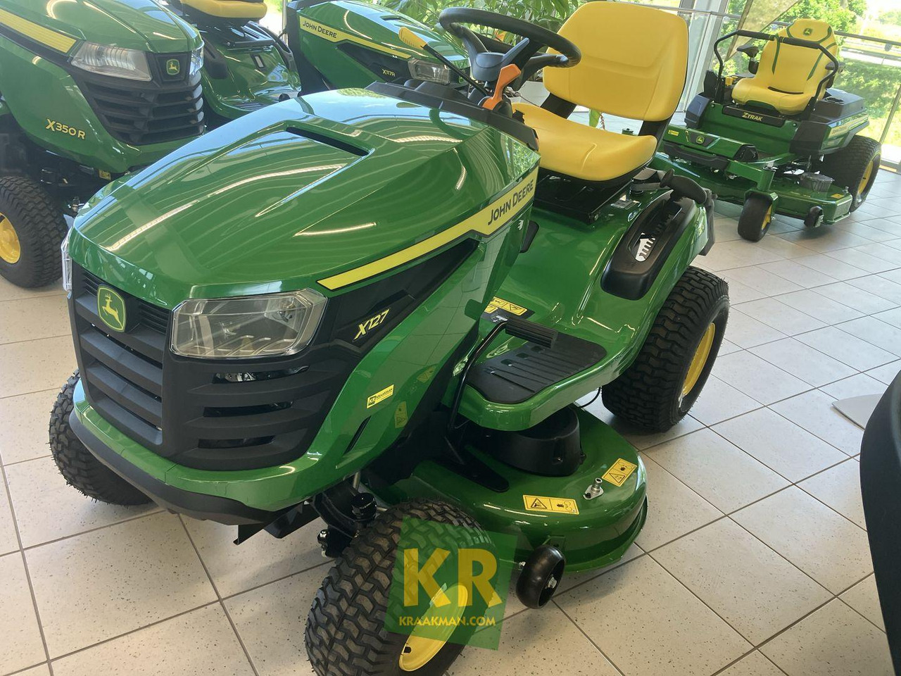 John Deere X127 - Sekačka na trávu: obrázek 5 John Deere X127 - Sekačka na trávu: obrázek 5