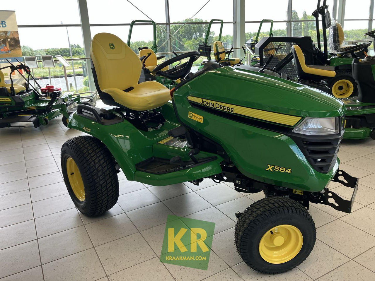 John Deere X584 - Sekačka na trávu: obrázek 3 John Deere X584 - Sekačka na trávu: obrázek 3