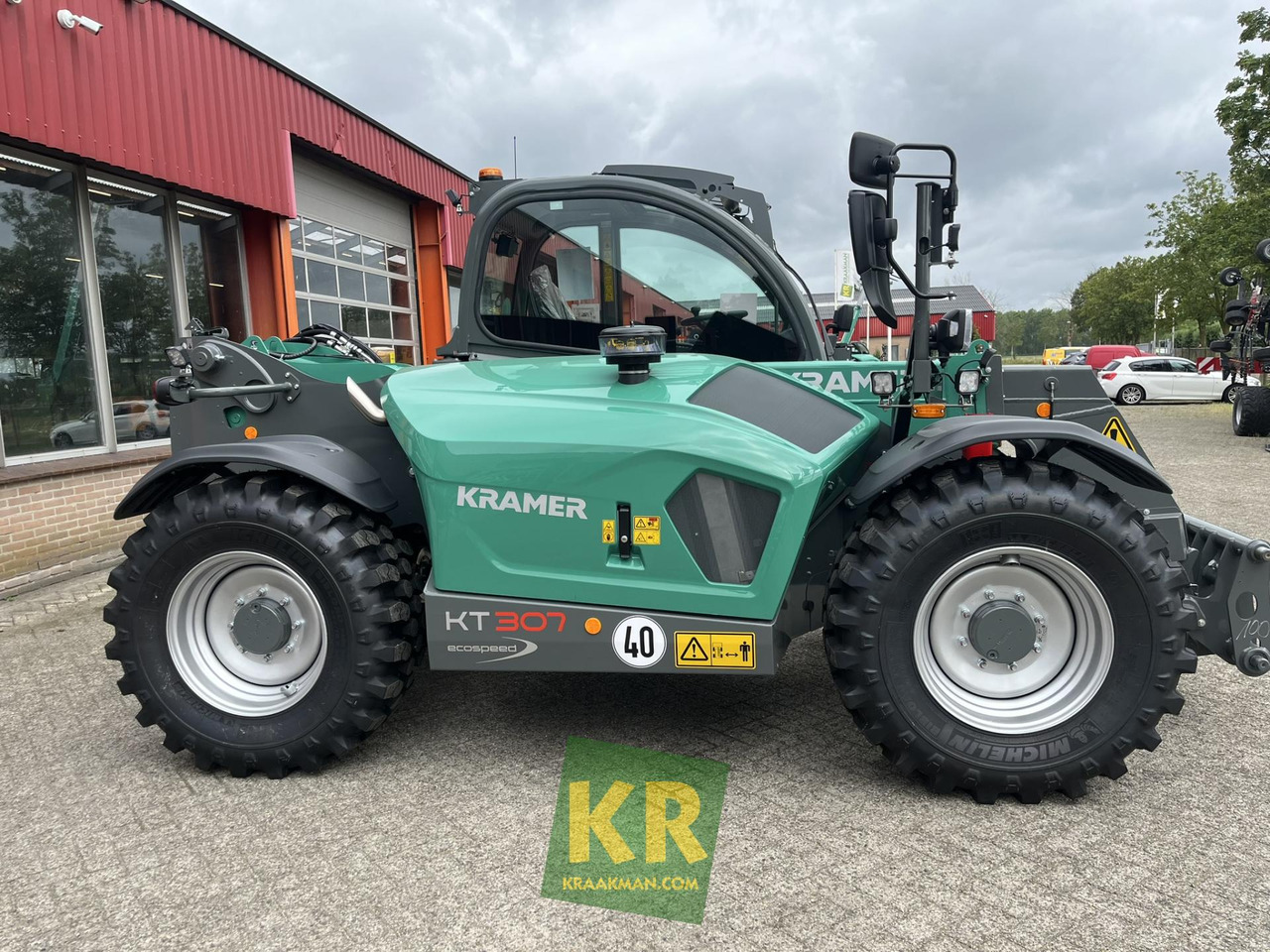 Kramer KT307 - Teleskopický manipulátor: obrázek 4 Kramer KT307 - Teleskopický manipulátor: obrázek 4