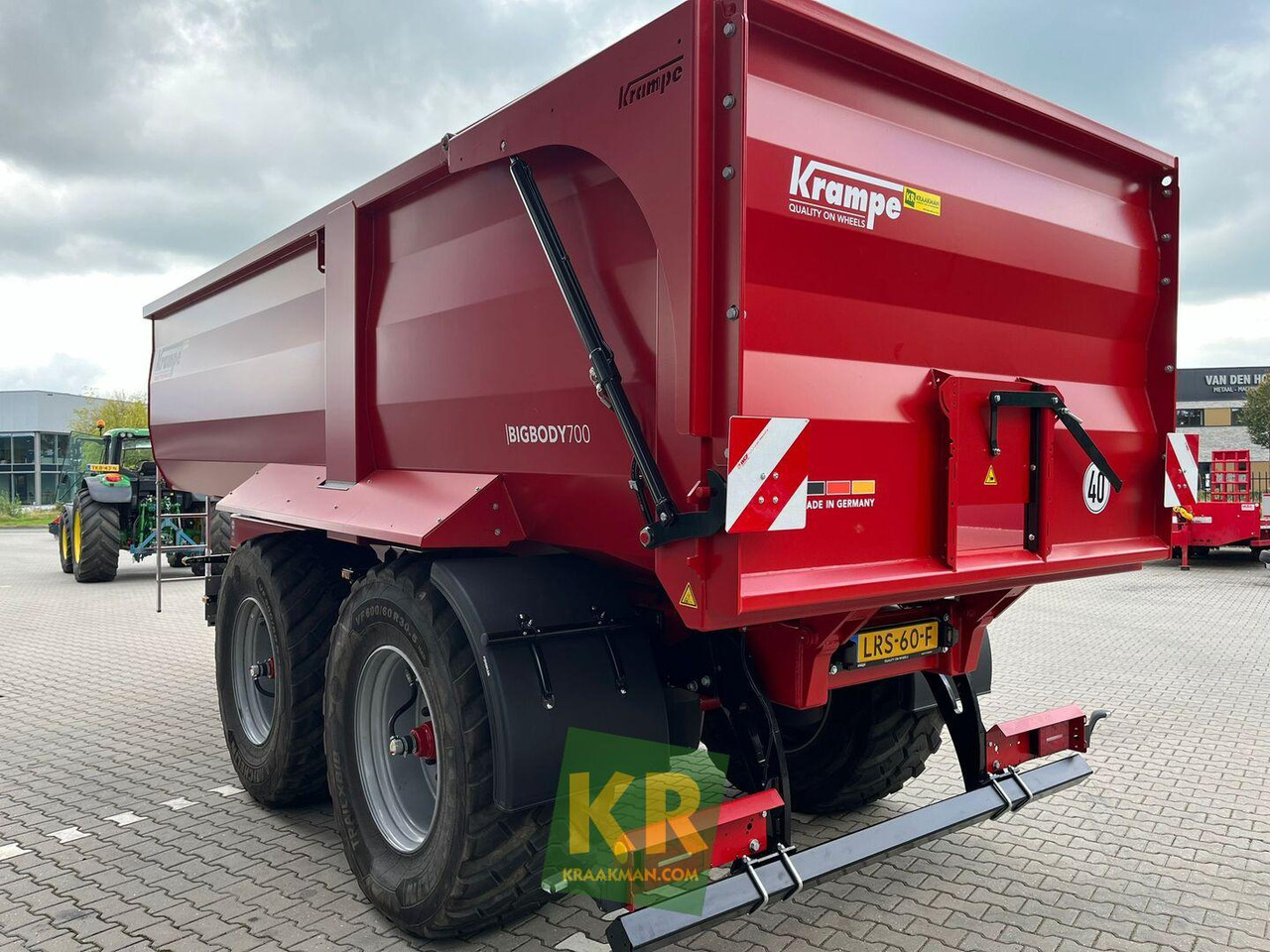 Krampe BIG BODY 700 - Zemědělský sklápěcí přívěs: obrázek 4 Krampe BIG BODY 700 - Zemědělský sklápěcí přívěs: obrázek 4