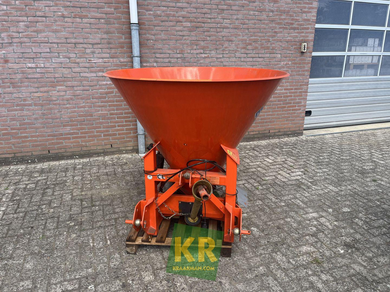 Overig Amazone  - Rozmetadlo hnoje: obrázek 1 Overig Amazone  - Rozmetadlo hnoje: obrázek 1