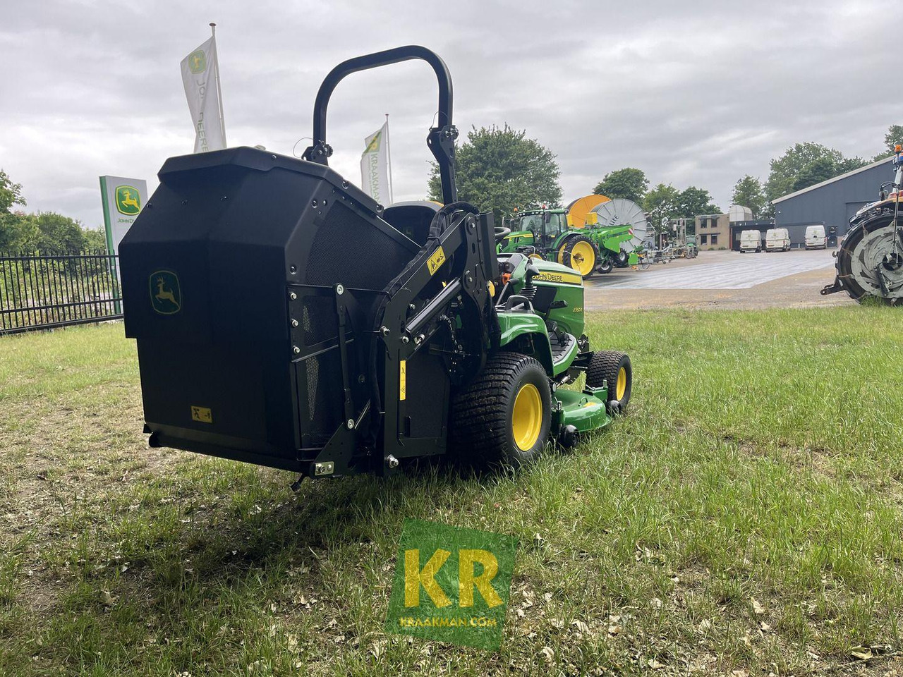 X950R John Deere - Sekačka na trávu: obrázek 2 X950R John Deere - Sekačka na trávu: obrázek 2
