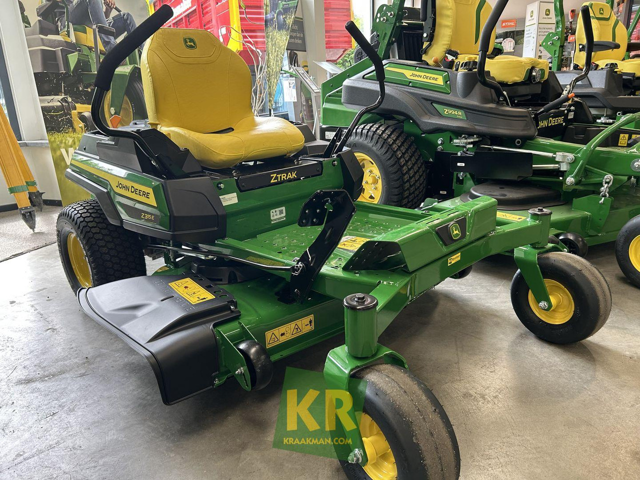Z315E Zeroturn maaier John Deere - Sekačka na trávu: obrázek 4 Z315E Zeroturn maaier John Deere - Sekačka na trávu: obrázek 4