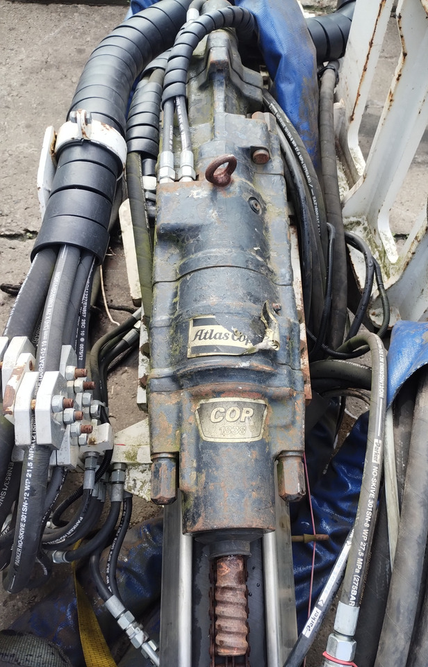 ATLAS COPCO COPCO 1838 2012 Drilling machine - Vrtná souprava: obrázek 2 ATLAS COPCO COPCO 1838 2012 Drilling machine - Vrtná souprava: obrázek 2