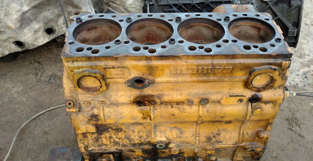 Blok Silnika LIEBHERR D904 D 904 NA 904 T CZĘŚCI WAŁ KORBOWY GŁOWICA TŁOK - Blok válců pro Stavební technika: obrázek 4 Blok Silnika LIEBHERR D904 D 904 NA 904 T CZĘŚCI WAŁ KORBOWY GŁOWICA TŁOK - Blok válců pro Stavební technika: obrázek 4