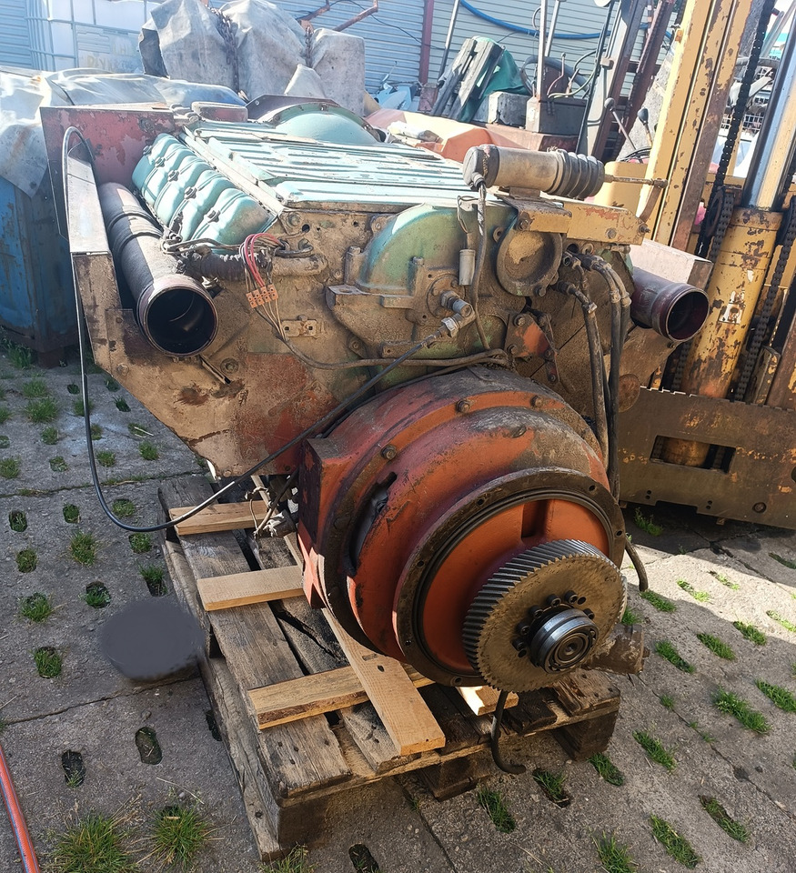 DEUTZ F 10 L 413 F F10L413F 256 HP / 305 HP - Motor a díly pro Průmyslová technika: obrázek 4 DEUTZ F 10 L 413 F F10L413F 256 HP / 305 HP - Motor a díly pro Průmyslová technika: obrázek 4