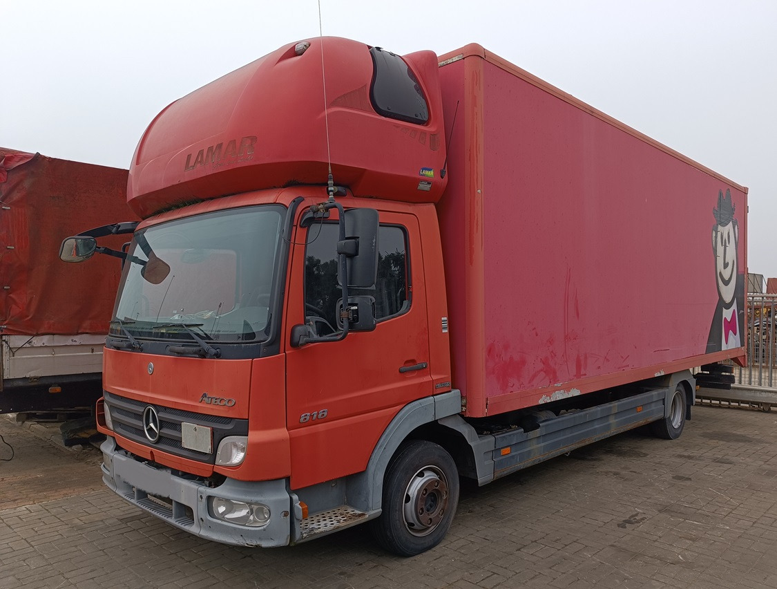 MERCEDES-BENZ ATEGO II 818 - Skříňový nákladní auto: obrázek 1 MERCEDES-BENZ ATEGO II 818 - Skříňový nákladní auto: obrázek 1