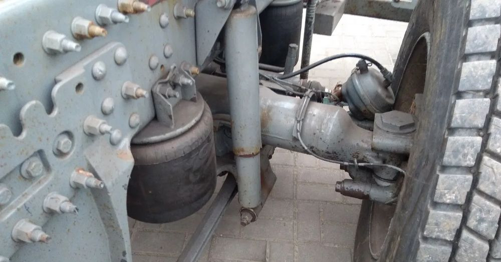 Oś wleczona podnoszona skrętna VOLVO FM FH 2007 - Náprava a díly pro Nákladní auto: obrázek 2 Oś wleczona podnoszona skrętna VOLVO FM FH 2007 - Náprava a díly pro Nákladní auto: obrázek 2