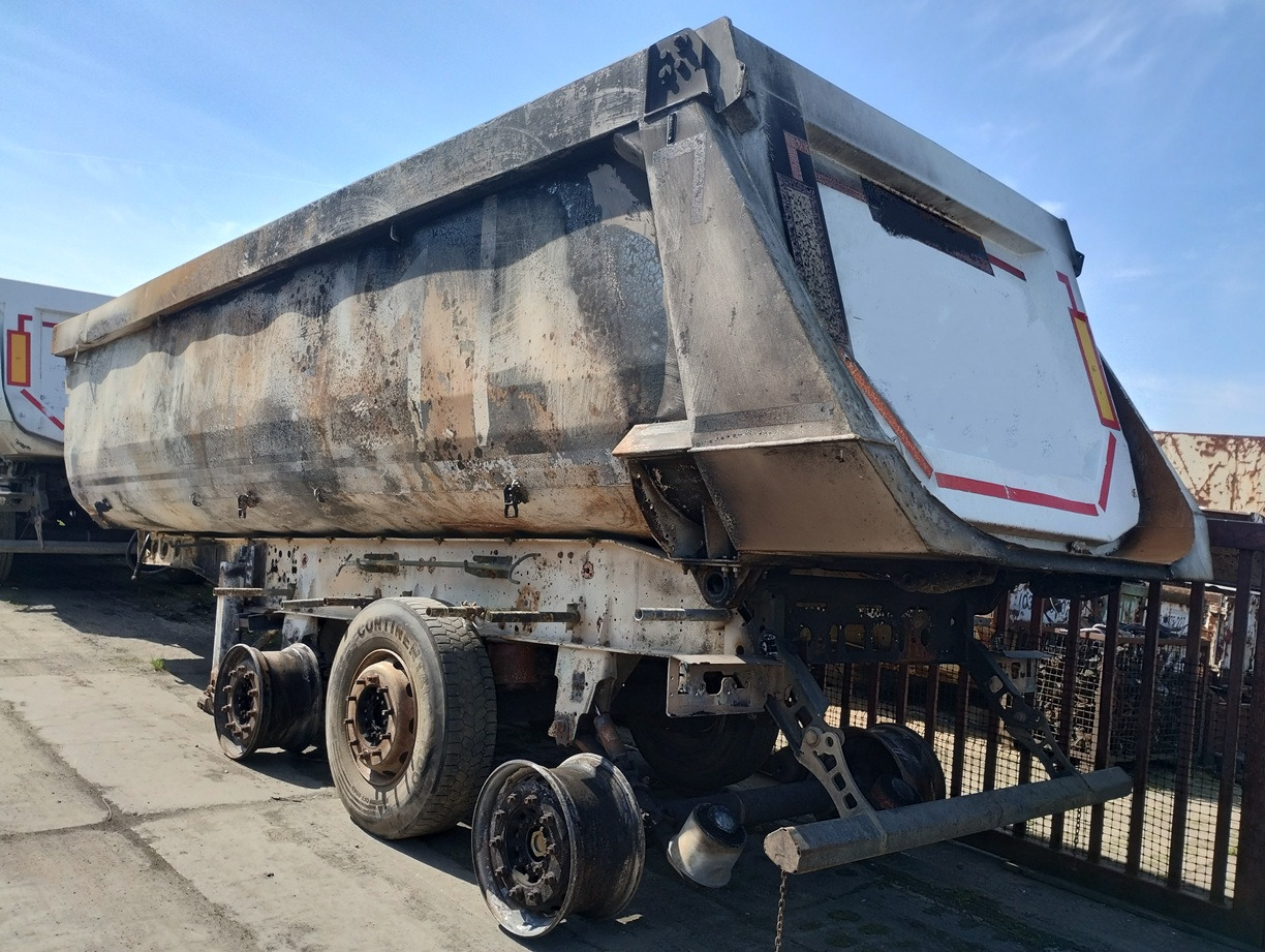 SCHMITZ CARGOBULL GOTHA 26 m3 SGF S3 2015 - Sklápěcí návěs: obrázek 4 SCHMITZ CARGOBULL GOTHA 26 m3 SGF S3 2015 - Sklápěcí návěs: obrázek 4