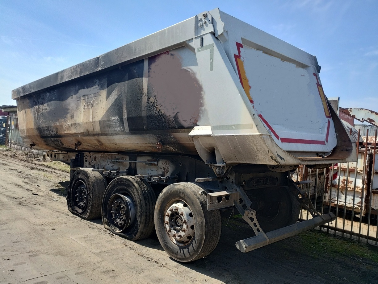 SCHMITZ CARGOBULL GOTHA 26 m3 SGF S3 2015 - Sklápěcí návěs: obrázek 1 SCHMITZ CARGOBULL GOTHA 26 m3 SGF S3 2015 - Sklápěcí návěs: obrázek 1