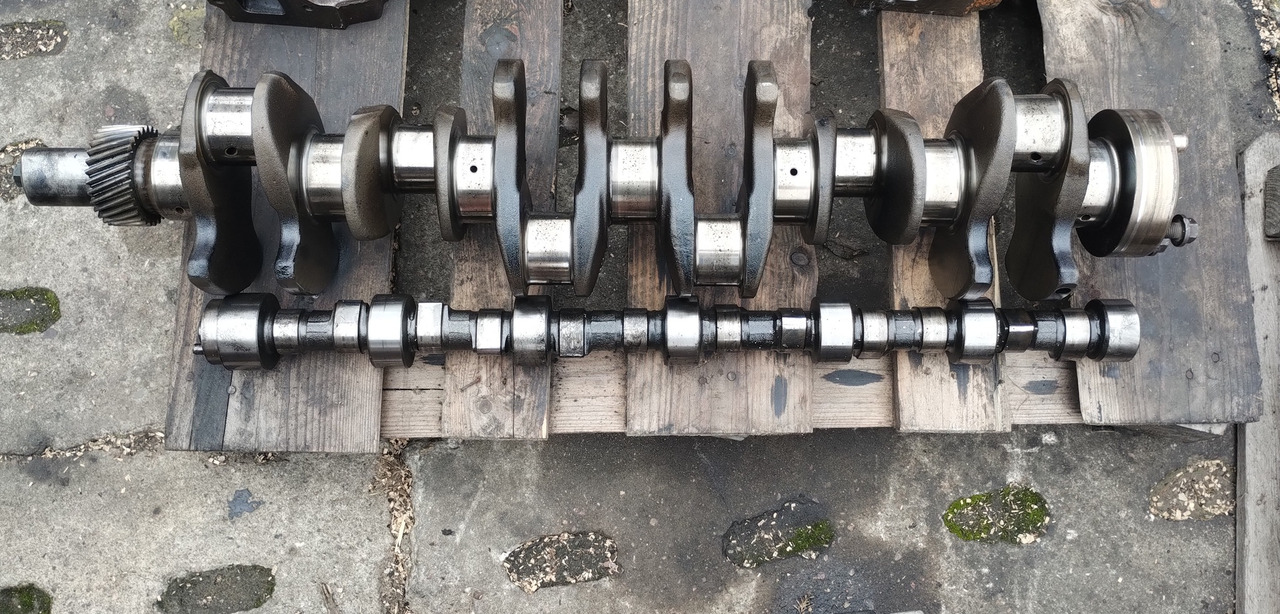 SILNIK CZĘŚCI ENGINE PARTS WAŁ KORBOWY WAŁEK ROZRZADU POMPA WTRYSKOWA VOLVO FL TD 63 E - Motor a díly: obrázek 1 SILNIK CZĘŚCI ENGINE PARTS WAŁ KORBOWY WAŁEK ROZRZADU POMPA WTRYSKOWA VOLVO FL TD 63 E - Motor a díly: obrázek 1