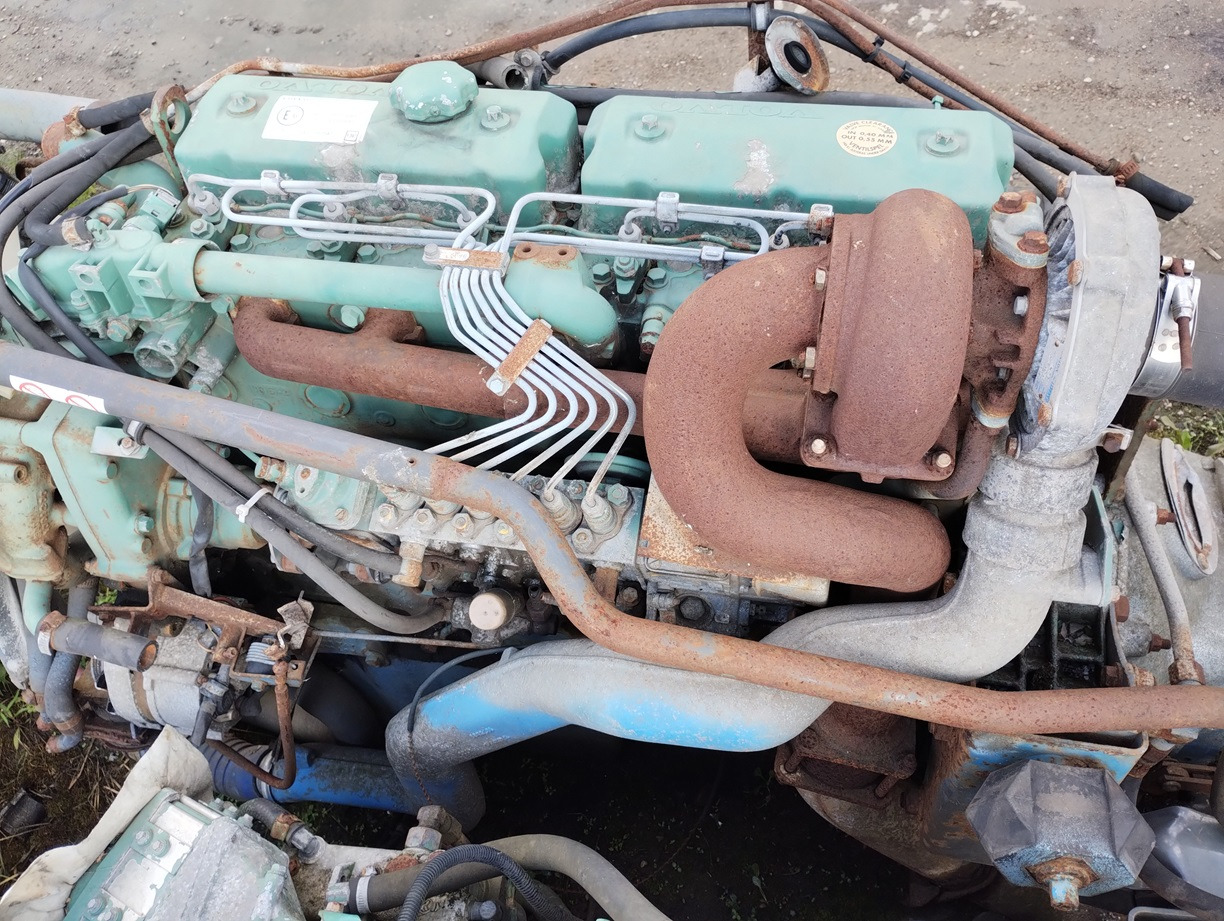 SILNIK CZĘŚCI ENGINE PARTS WAŁ KORBOWY WAŁEK ROZRZADU POMPA WTRYSKOWA VOLVO FL TD 63 E - Motor a díly: obrázek 2 SILNIK CZĘŚCI ENGINE PARTS WAŁ KORBOWY WAŁEK ROZRZADU POMPA WTRYSKOWA VOLVO FL TD 63 E - Motor a díly: obrázek 2