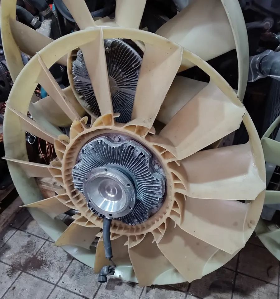 WENTYLATOR VISCO WISCO SPRZĘGŁO MERCEDES ACTROS MP4 4702000422 - Ventilátor: obrázek 2 WENTYLATOR VISCO WISCO SPRZĘGŁO MERCEDES ACTROS MP4 4702000422 - Ventilátor: obrázek 2