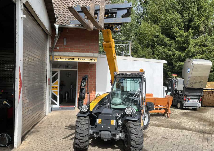 Dieci Mini Agri 20.4 Smart - Teleskopický manipulátor: obrázek 3 Dieci Mini Agri 20.4 Smart - Teleskopický manipulátor: obrázek 3