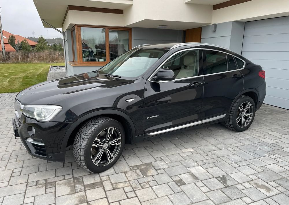 BMW X4 xDrive20d - Osobní auto: obrázek 1 BMW X4 xDrive20d - Osobní auto: obrázek 1