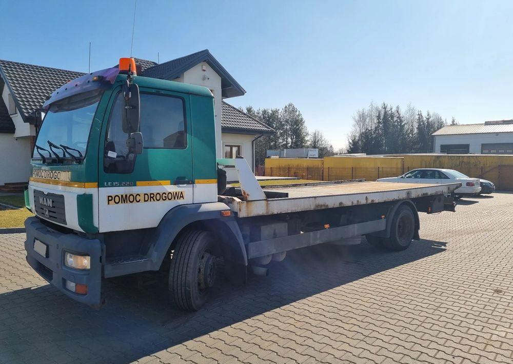MAN LE 15 220 - Odtahovka: obrázek 1 MAN LE 15 220 - Odtahovka: obrázek 1