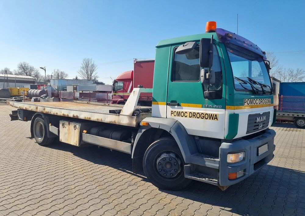 MAN LE 15 220 - Odtahovka: obrázek 2 MAN LE 15 220 - Odtahovka: obrázek 2