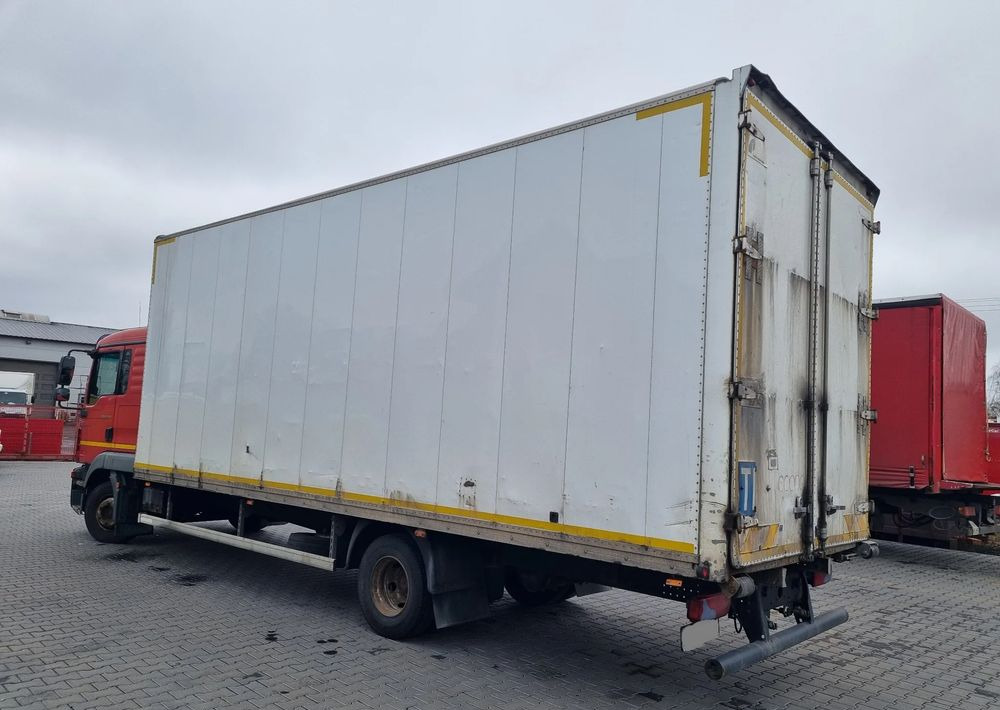 MAN TGL 12 220 - Skříňový nákladní auto: obrázek 4 MAN TGL 12 220 - Skříňový nákladní auto: obrázek 4