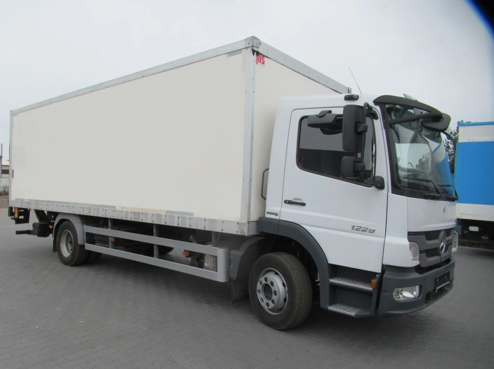 Mercedes-Benz Atego 1224 - Chladírenský nákladní automobil: obrázek 2 Mercedes-Benz Atego 1224 - Chladírenský nákladní automobil: obrázek 2