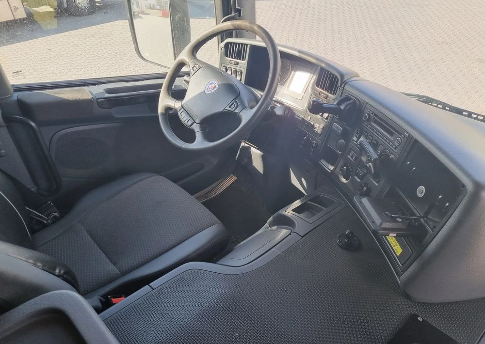 Scania P360 - Vůz na odvoz odpadků: obrázek 5 Scania P360 - Vůz na odvoz odpadků: obrázek 5