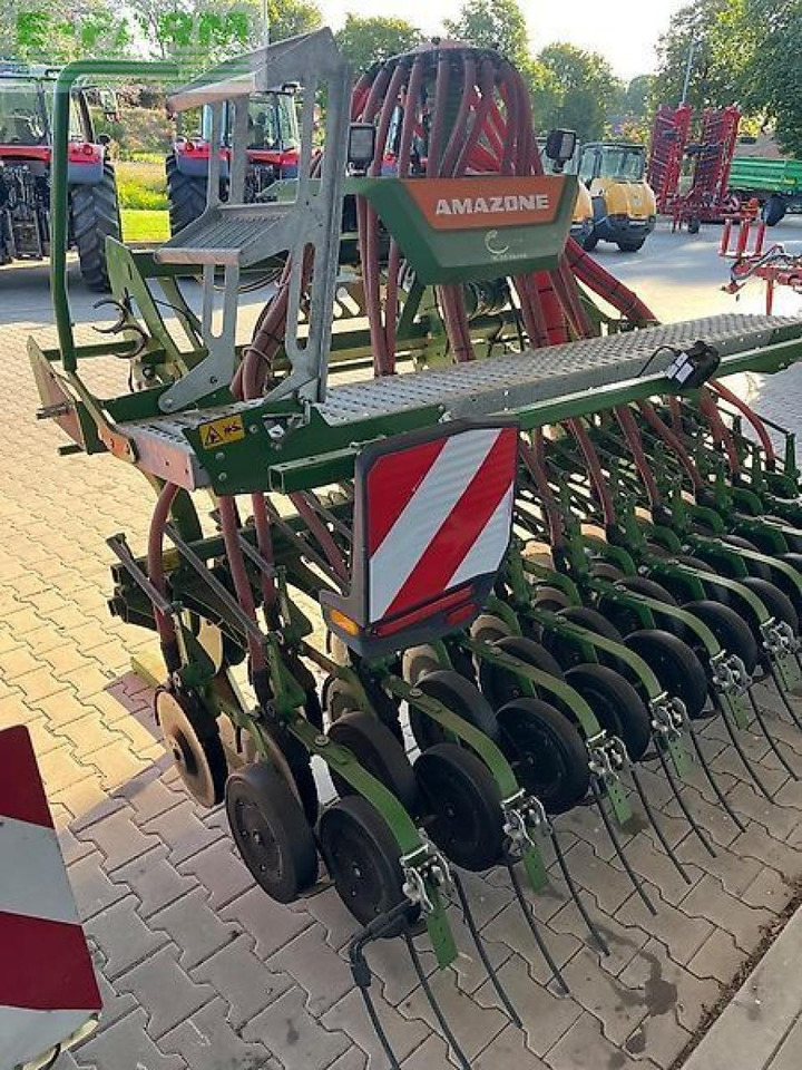 Amazone amazone avant 3002 säschine/ fronttank ftender 1600/ precea 3000-1 maisleger - Secí stroj: obrázek 5 Amazone amazone avant 3002 säschine/ fronttank ftender 1600/ precea 3000-1 maisleger - Secí stroj: obrázek 5