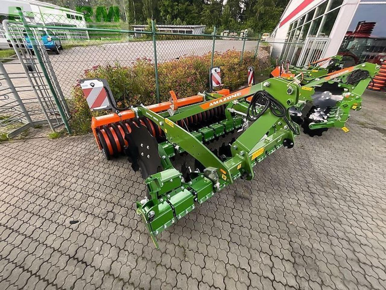 Amazone catros+ 3003 - Talířové brány: obrázek 1 Amazone catros+ 3003 - Talířové brány: obrázek 1