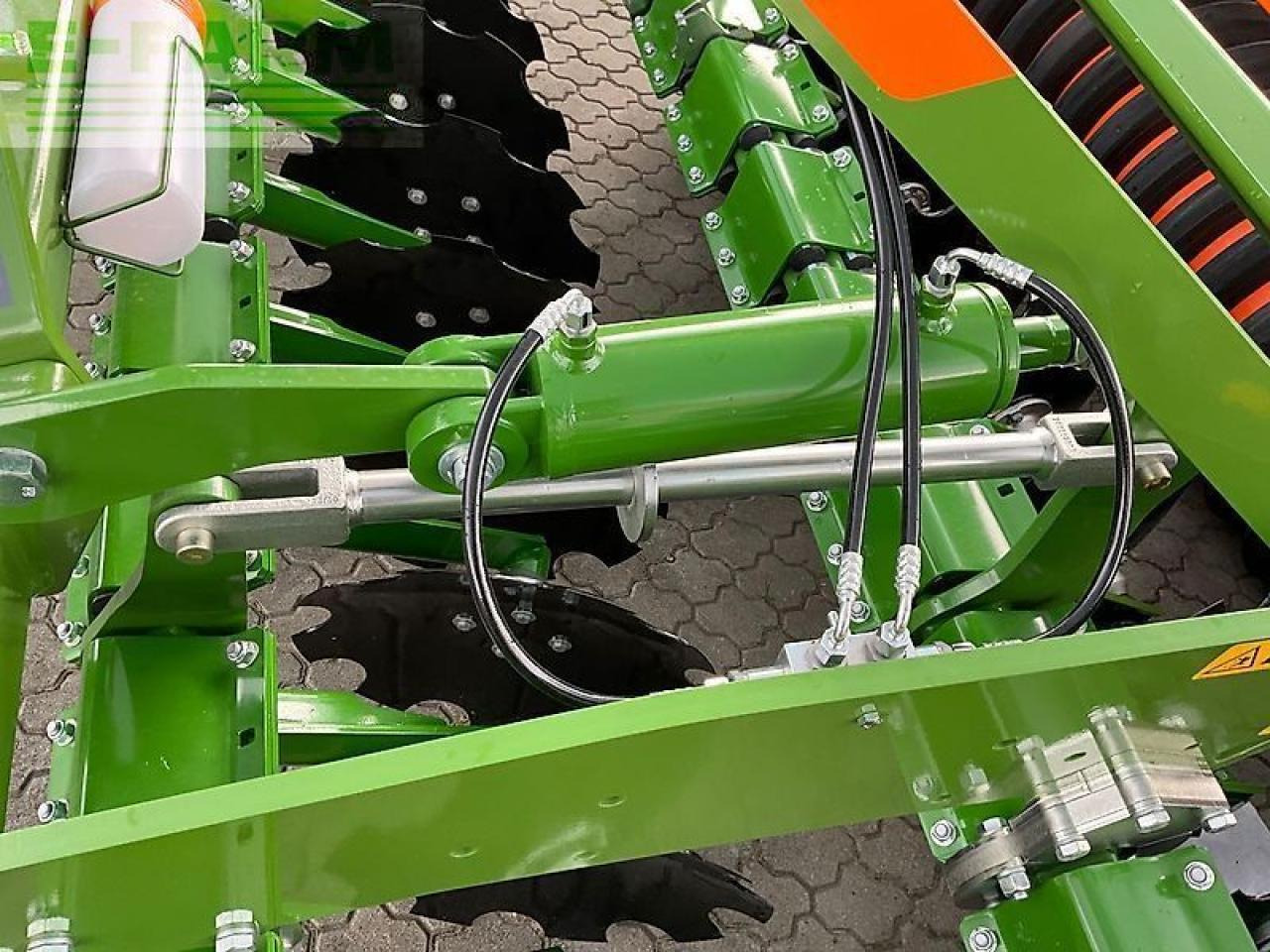 Amazone catros+ 3003 - Talířové brány: obrázek 5 Amazone catros+ 3003 - Talířové brány: obrázek 5