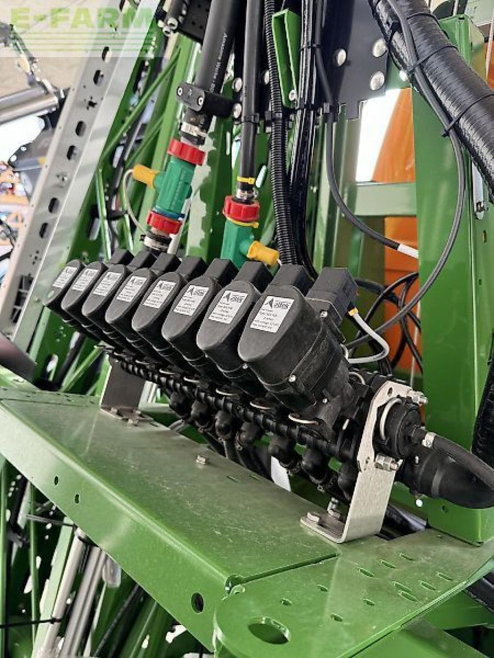 Amazone ug 3000 super - Tažený postřikovač: obrázek 4 Amazone ug 3000 super - Tažený postřikovač: obrázek 4