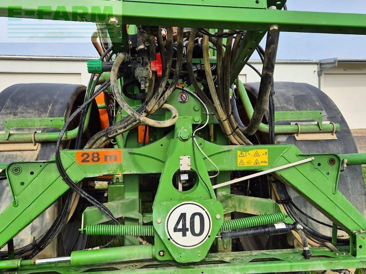 Tažený postřikovač Amazone ux 3200 super: obrázek 6