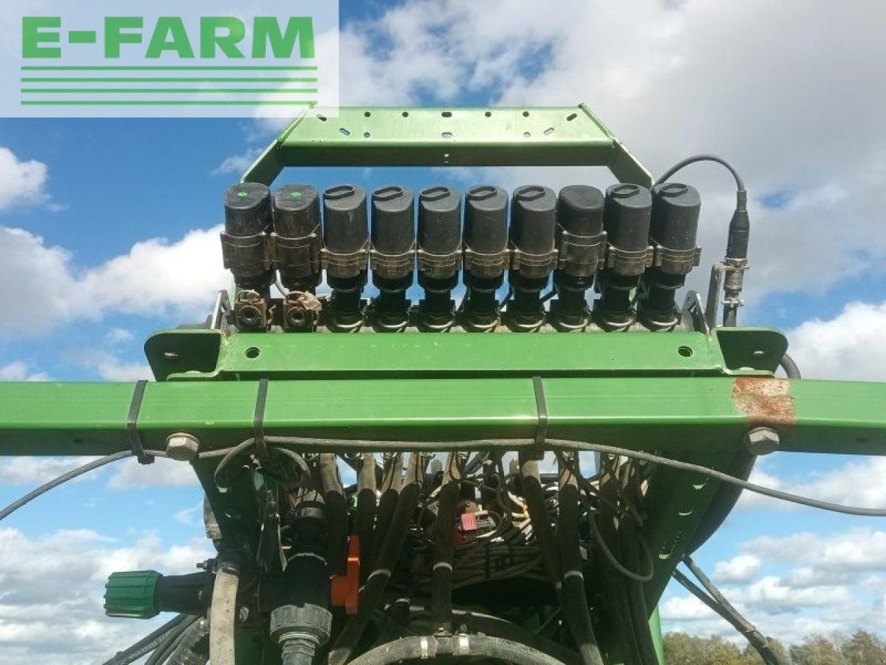 Amazone ux 4200 - Tažený postřikovač: obrázek 4 Amazone ux 4200 - Tažený postřikovač: obrázek 4