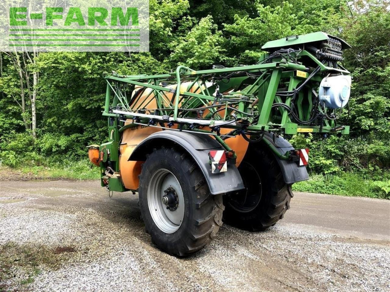 Amazone ux5200 24 meter med bom styring - Tažený postřikovač: obrázek 4 Amazone ux5200 24 meter med bom styring - Tažený postřikovač: obrázek 4