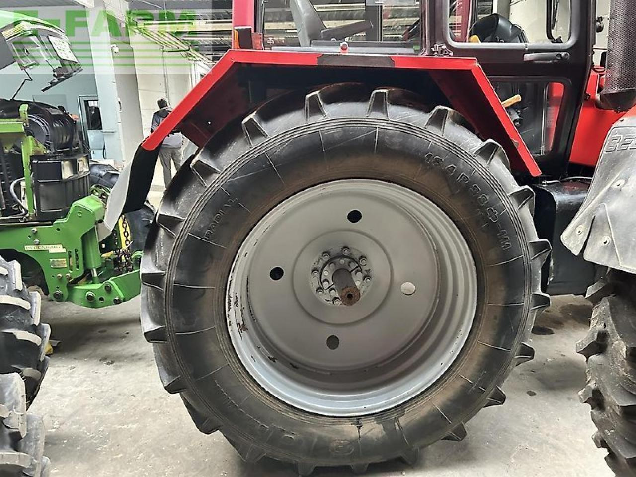 Belarus 1220.3 - Traktor: obrázek 5 Belarus 1220.3 - Traktor: obrázek 5