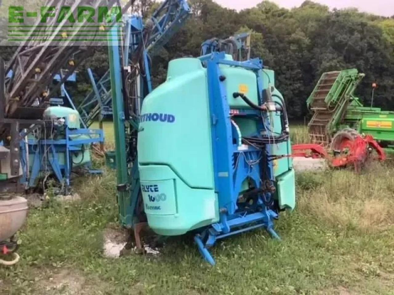 Berthoud elyte 1600 - Tažený postřikovač: obrázek 2 Berthoud elyte 1600 - Tažený postřikovač: obrázek 2