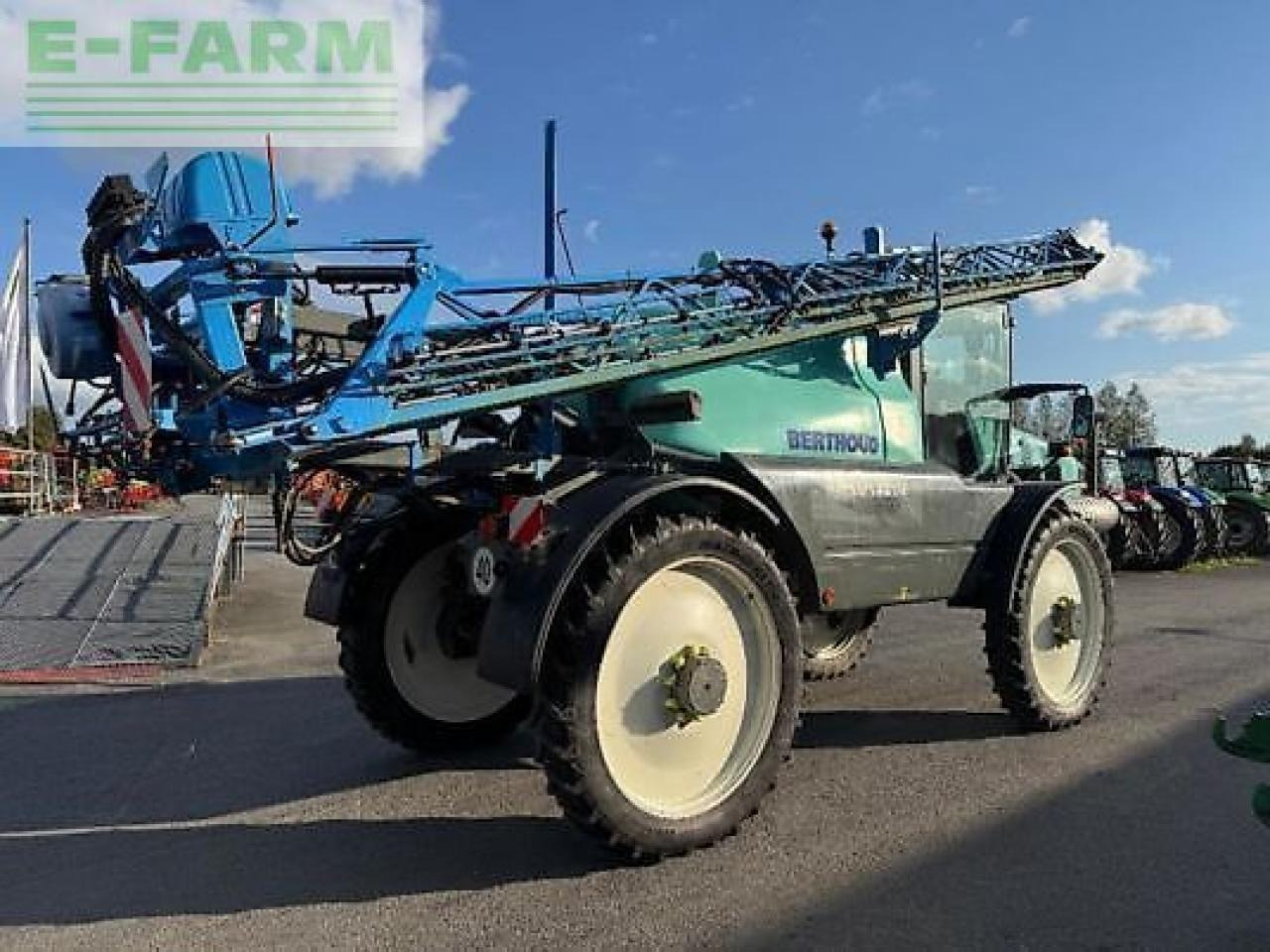 Berthoud raptor 3240 - Tažený postřikovač: obrázek 3 Berthoud raptor 3240 - Tažený postřikovač: obrázek 3