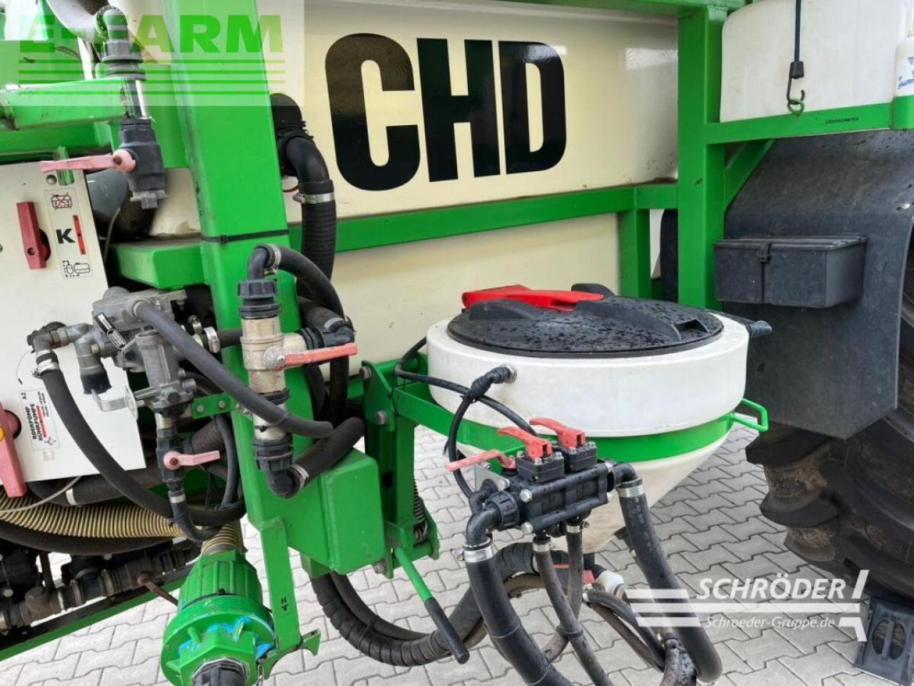 CHD f 5242 - Tažený postřikovač: obrázek 3 CHD f 5242 - Tažený postřikovač: obrázek 3