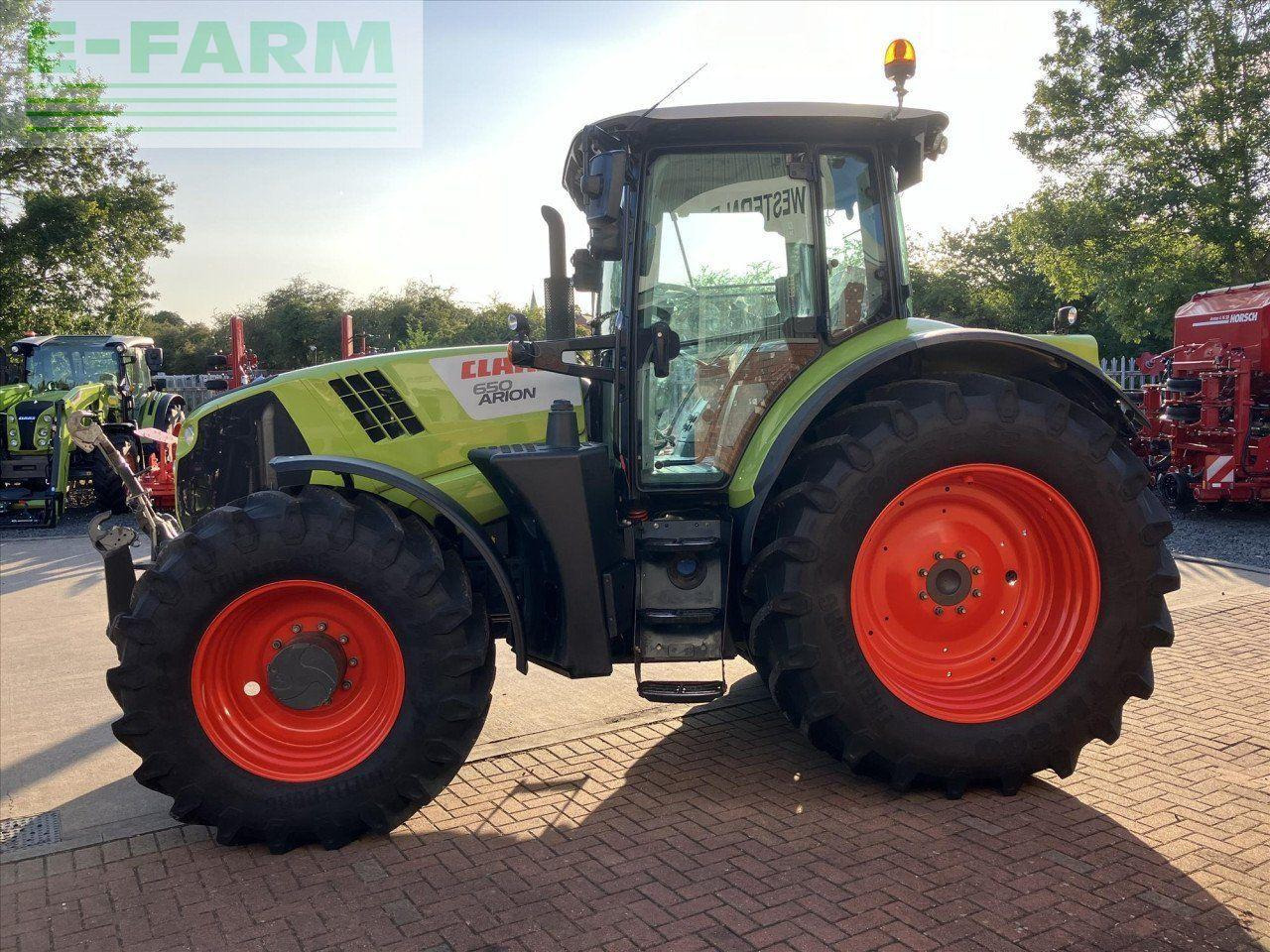 Traktor CLAAS ARION 650 CIS +: obrázek 8