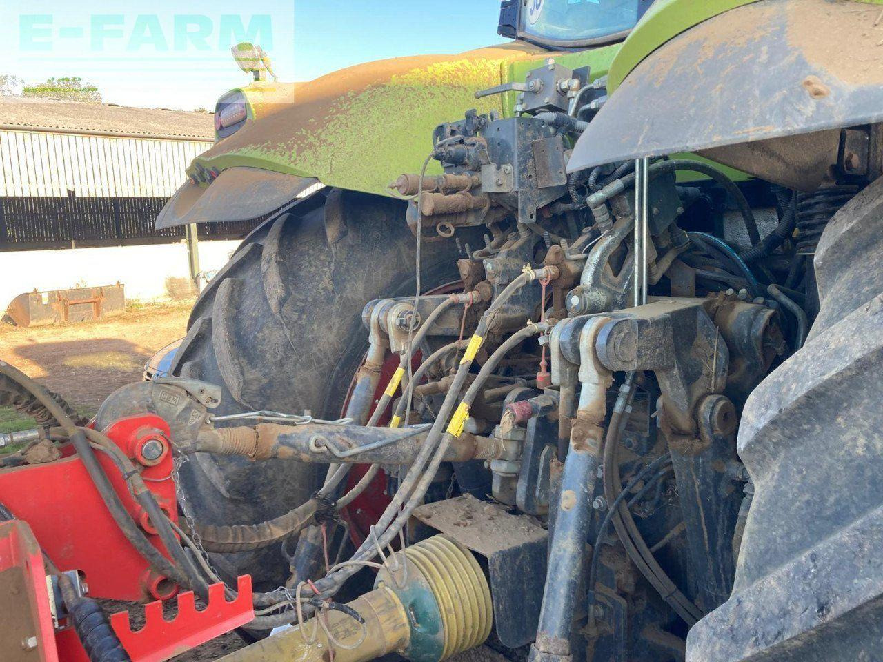 CLAAS AXION 830 - Traktor: obrázek 2 CLAAS AXION 830 - Traktor: obrázek 2