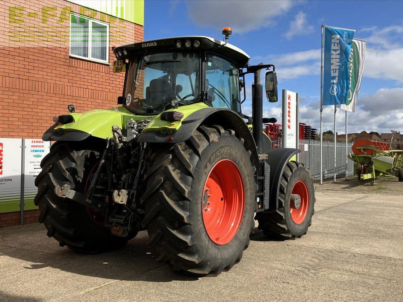 CLAAS AXION 850 CEBIS - Traktor: obrázek 4 CLAAS AXION 850 CEBIS - Traktor: obrázek 4