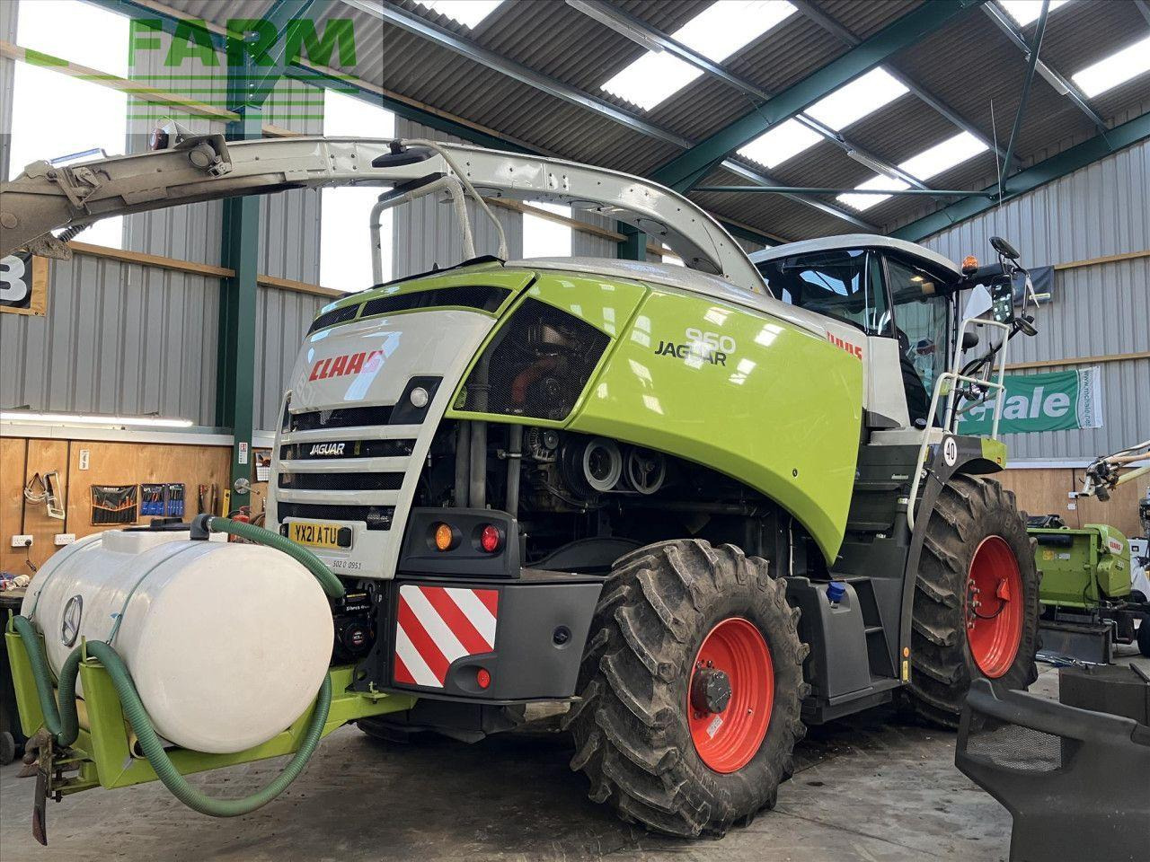 CLAAS JAGUAR 960 4WD - Sklízecí řezačka: obrázek 3 CLAAS JAGUAR 960 4WD - Sklízecí řezačka: obrázek 3